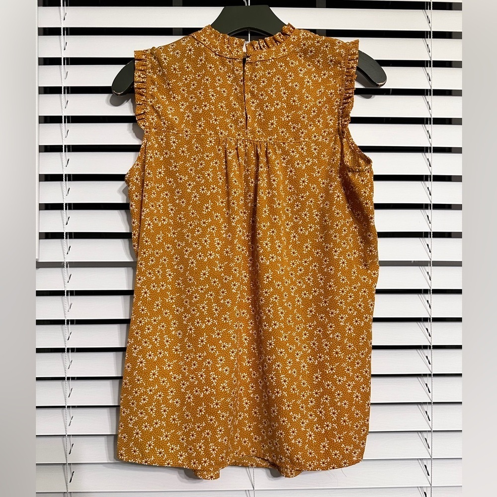 🛍️ Mod Boutique Super cute Top Size Large - Picture 4 of 7